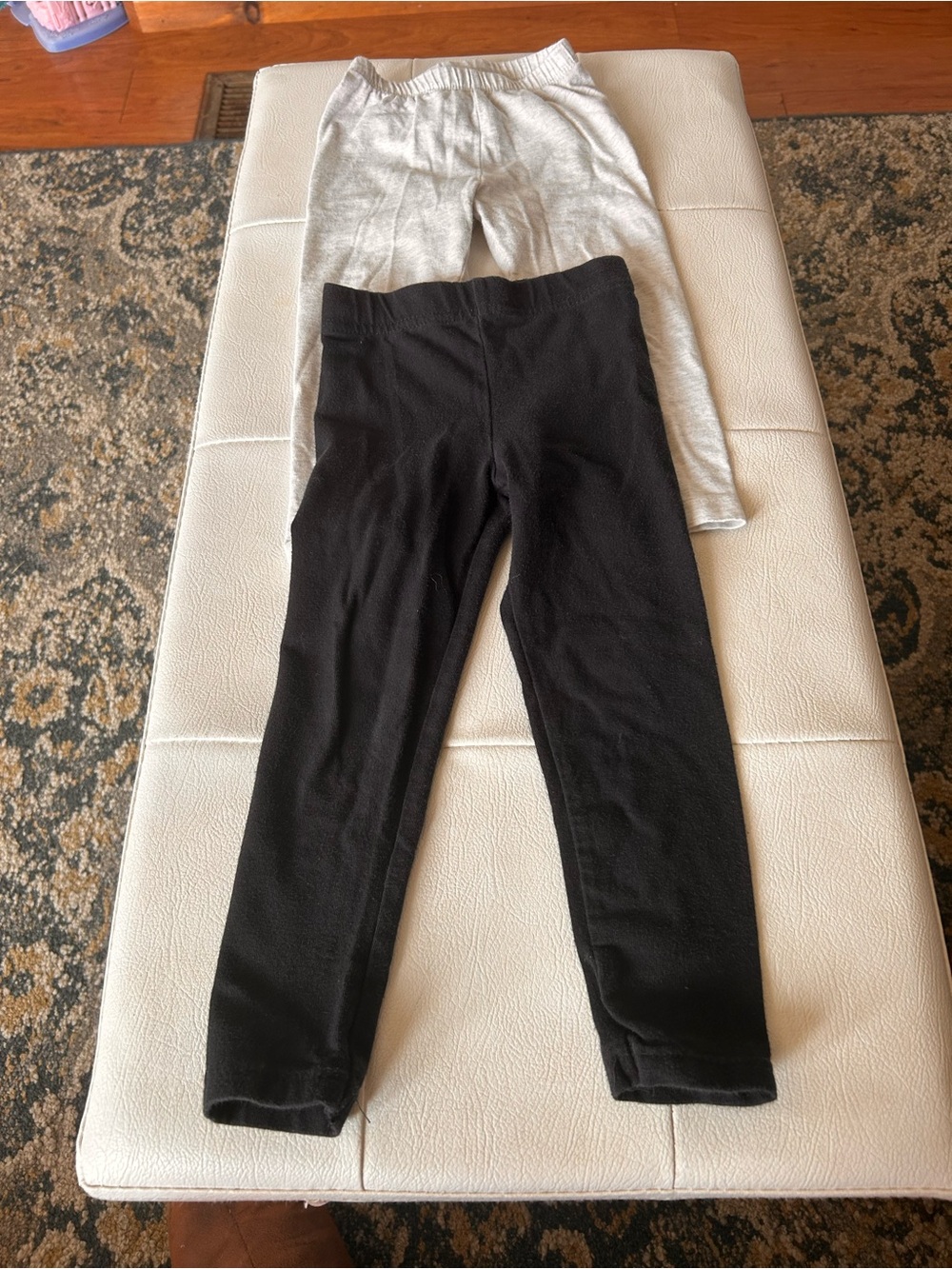 2T leggings